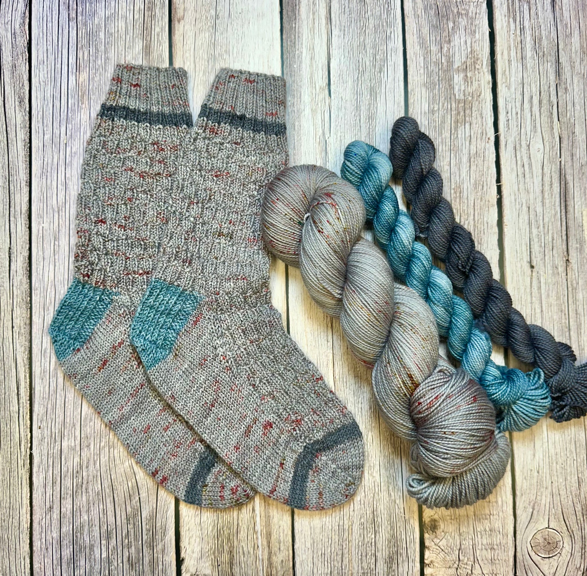 Welcome To The Party Pal Sock Set