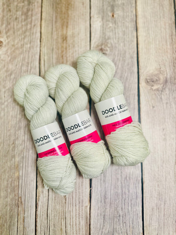 Doodle Bar - White Rabbit