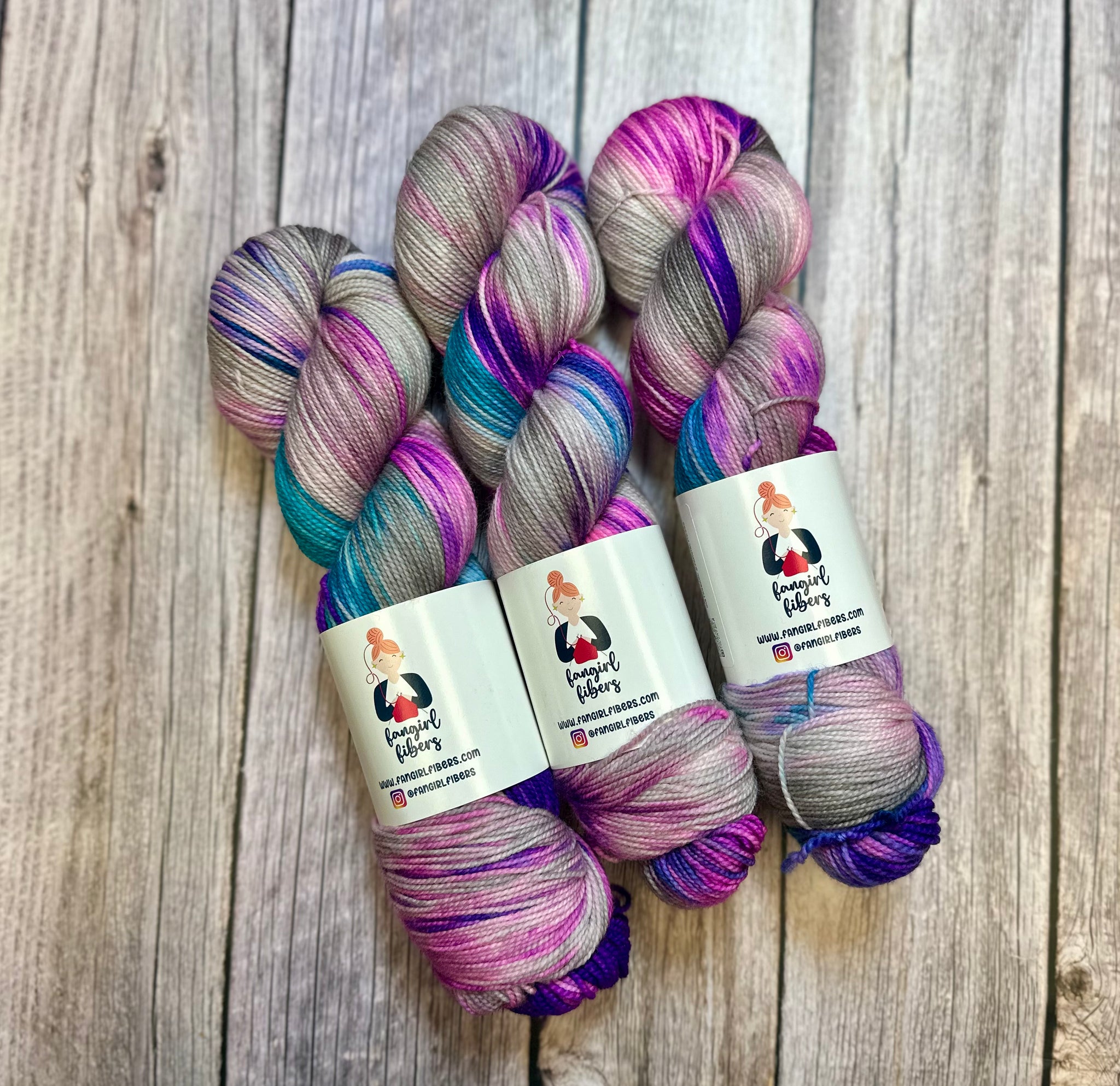 Snap Twice - Wednesday Inspired